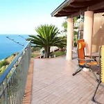Apartament Debora *